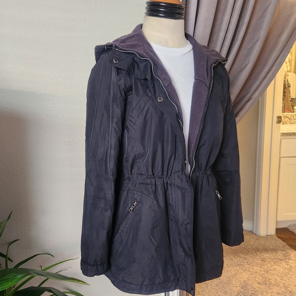 Reversible All-weather Black Coat 𤩠- Picture 3 of 16